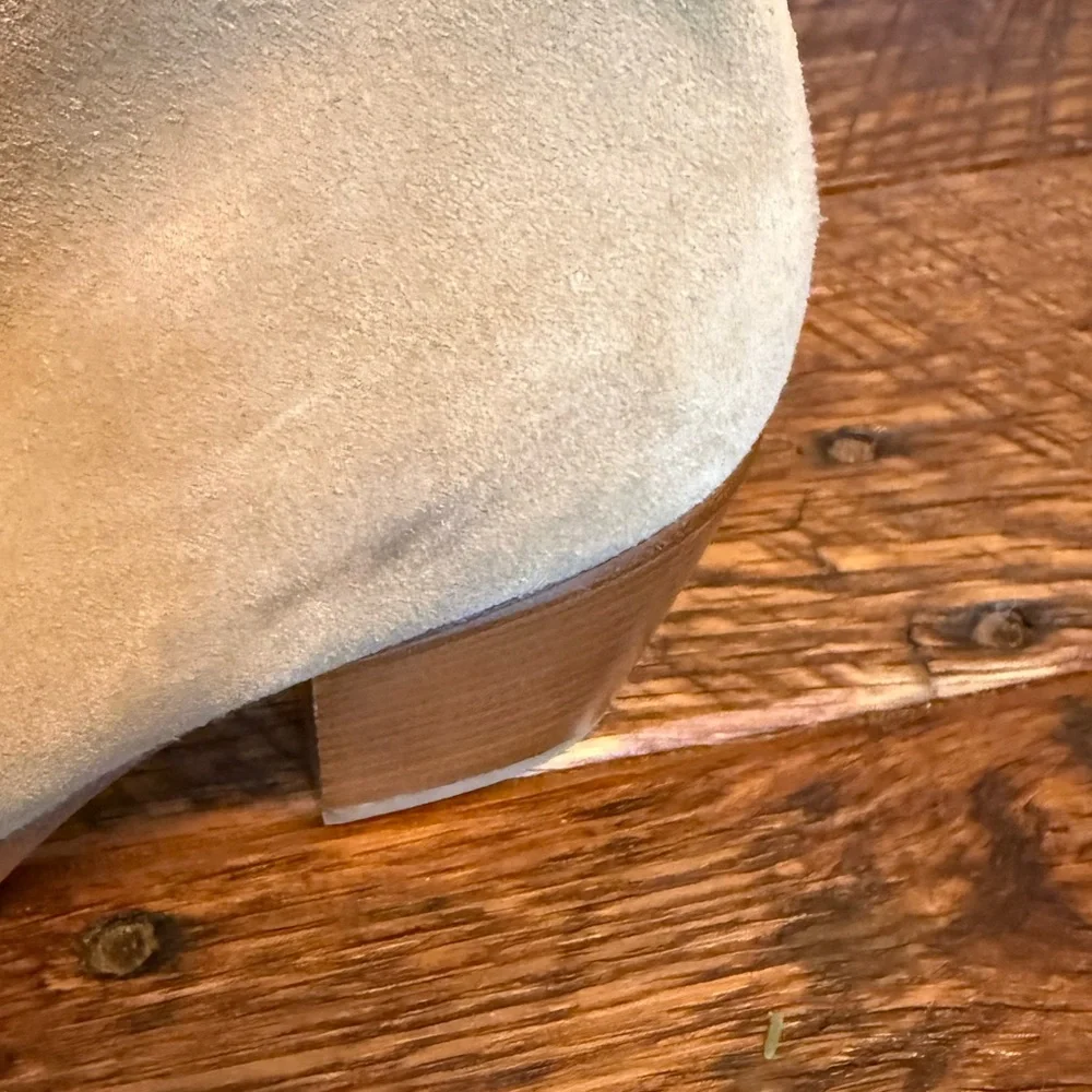 Vince Light Tan Ankle Booties